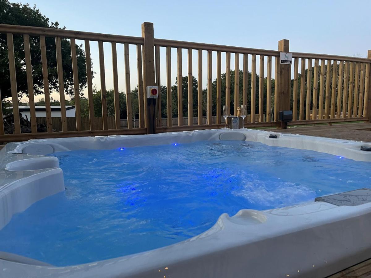 Aladdin Safari Tent 滕比 外观 照片
